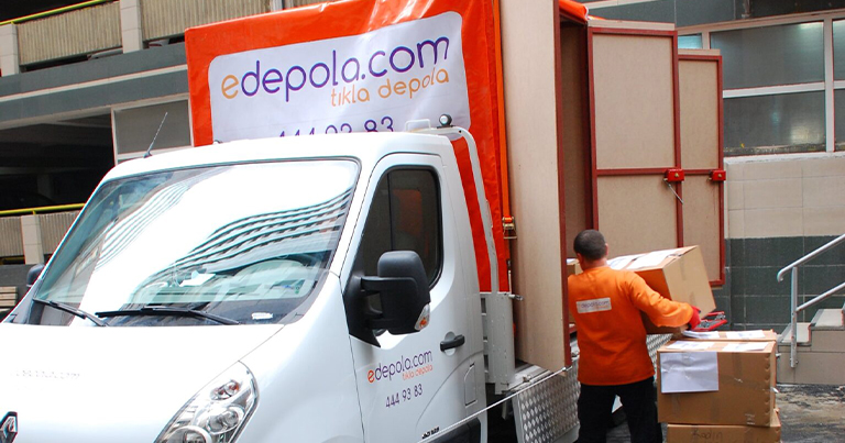 demonte paketle taşı depola 4 kare hizmet